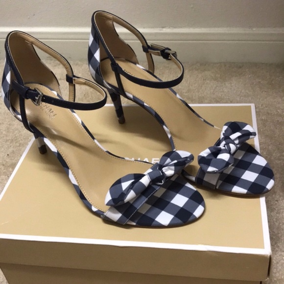 Michael Kors Shoes - Michael Kors Pippa Mid Sandal Michael Kors Shoes - Michael Kors Pippa Mid Sandal
